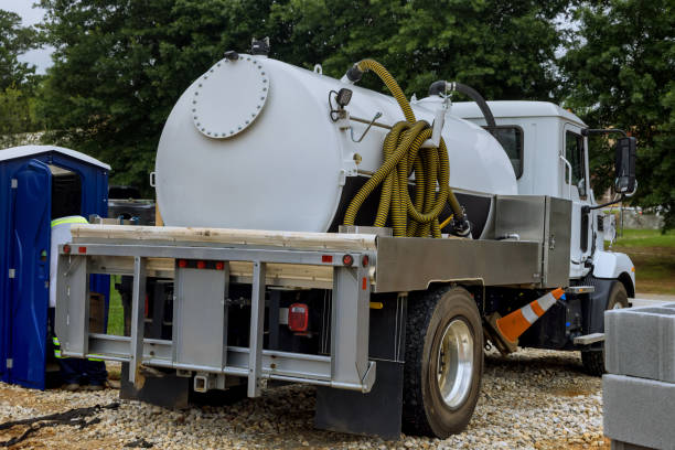 Portable Toilet Options We Offer in Knoxville, TN